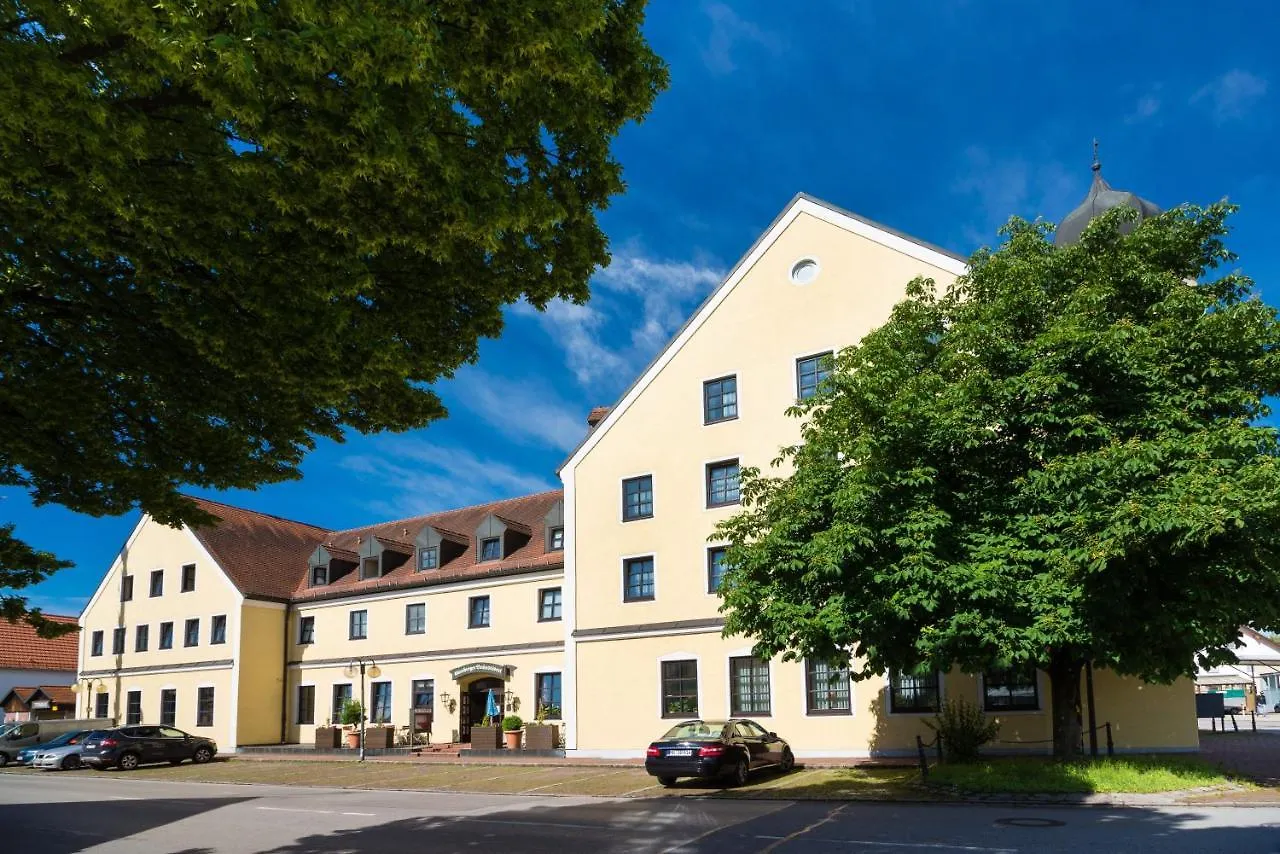Hotel Gumberger Gmbh Garni Neufahrn bei Freising 0*,  Germania